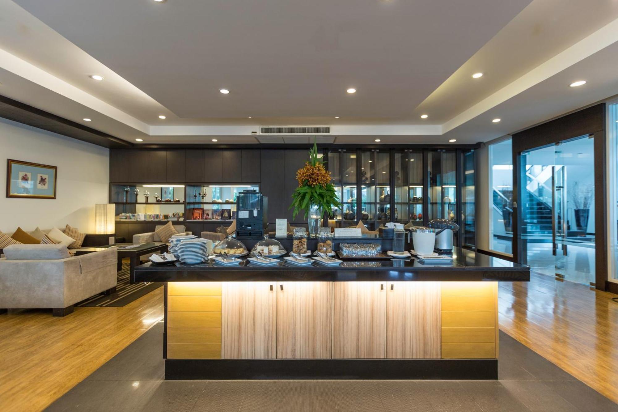 Kantary Hotel Kabinburi Buitenkant foto