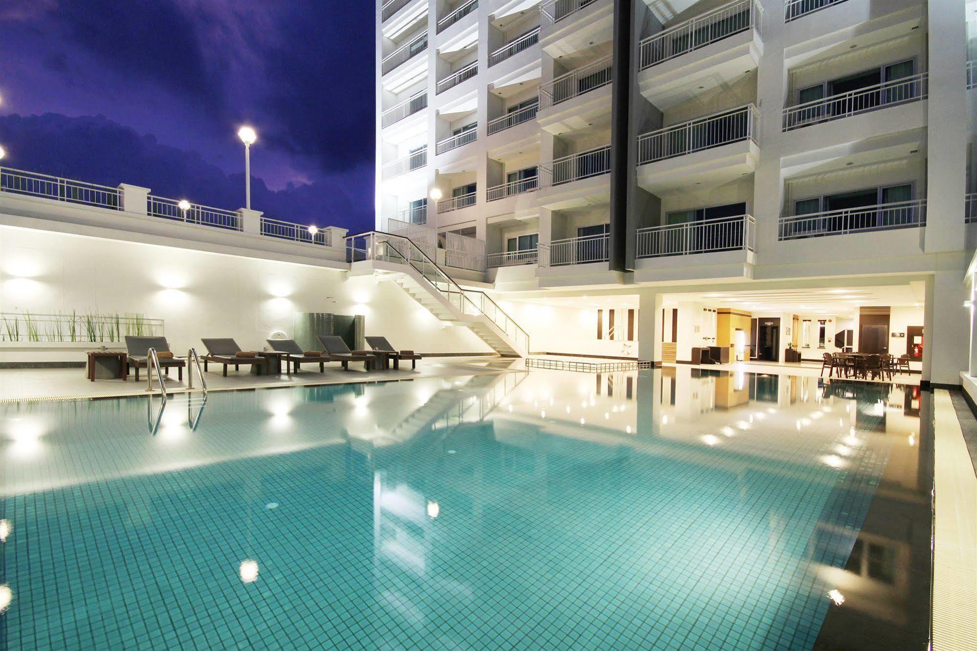 Kantary Hotel Kabinburi Buitenkant foto